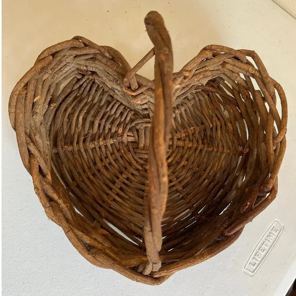 Vintage Rustic Heart Shaped Twig Wicker Basket Romantic Love Cottagecore Granny